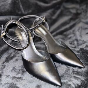 Nine West Black Pointed-Toe Heels with Ankle Strap